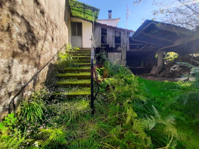 Moradia T2 para Venda em Messegães, Valadares e Sá Foto 2