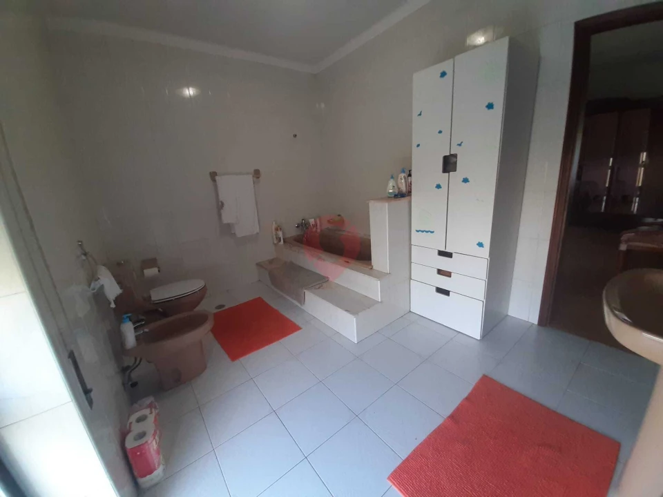 Moradia T5 para Venda em Campos e Vila Meã Foto 15