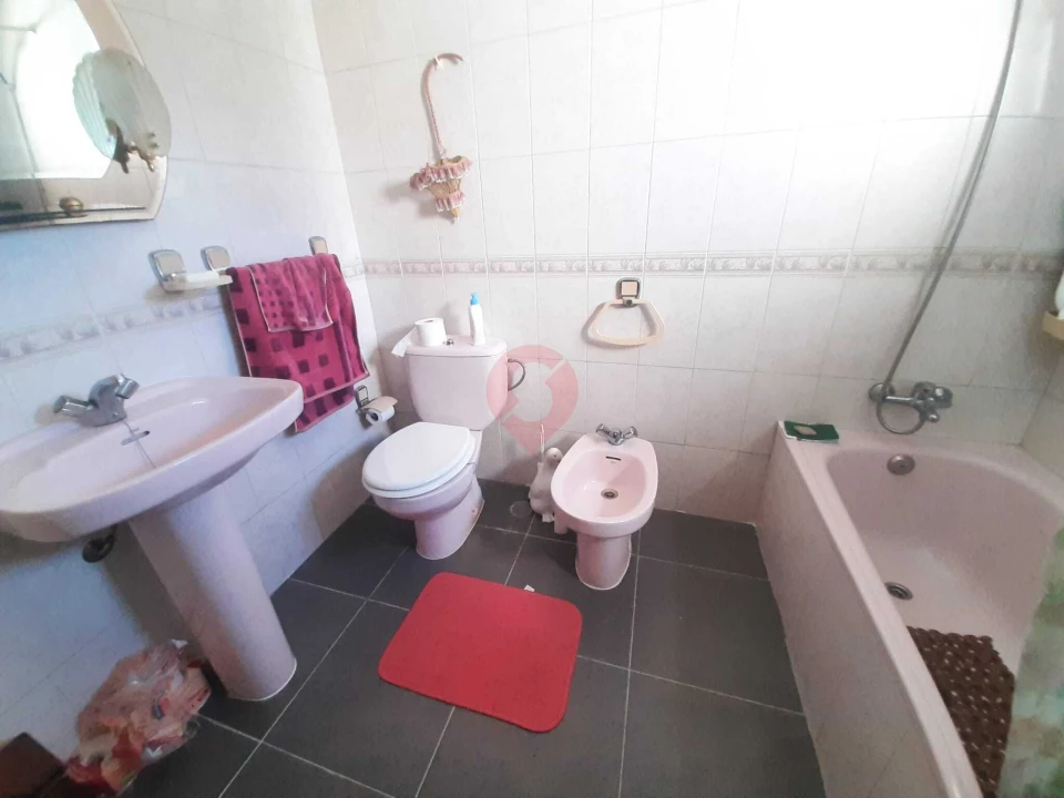 Moradia T5 para Venda em Campos e Vila Meã Foto 17