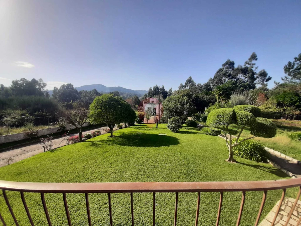 Moradia T5 para Venda em Campos e Vila Meã Foto 8