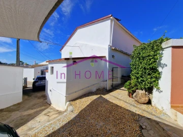 Moradia T2 para Venda em Loule (São Clemente)
