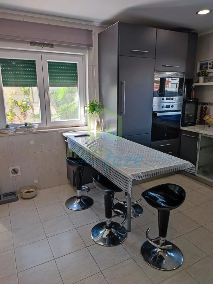 Moradia T3 para Venda em Alcantarilha e Pêra Foto 15