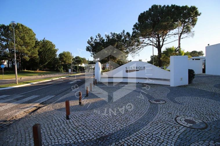 Moradia T2 para Venda em Carvalhal Foto 52