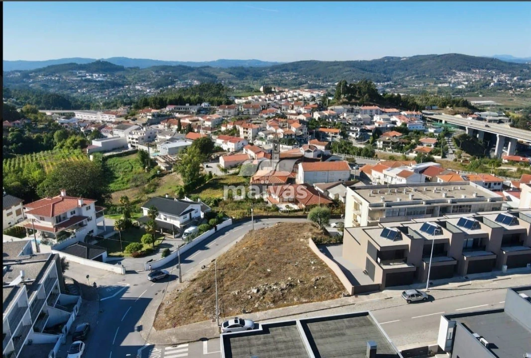 Terreno para Venda em Mesão Frio Foto 3