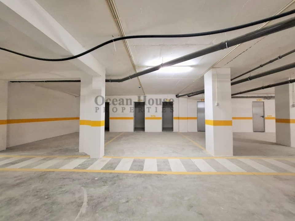 Apartamento T3 para Venda em Quelfes Foto 28
