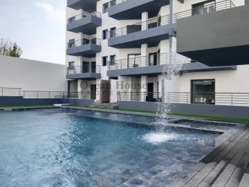 Apartamento T3 para Venda em Quelfes