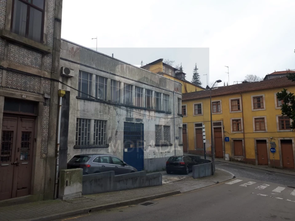 Armazém para Venda em Santa Marinha e São Pedro da Afurada Foto 1