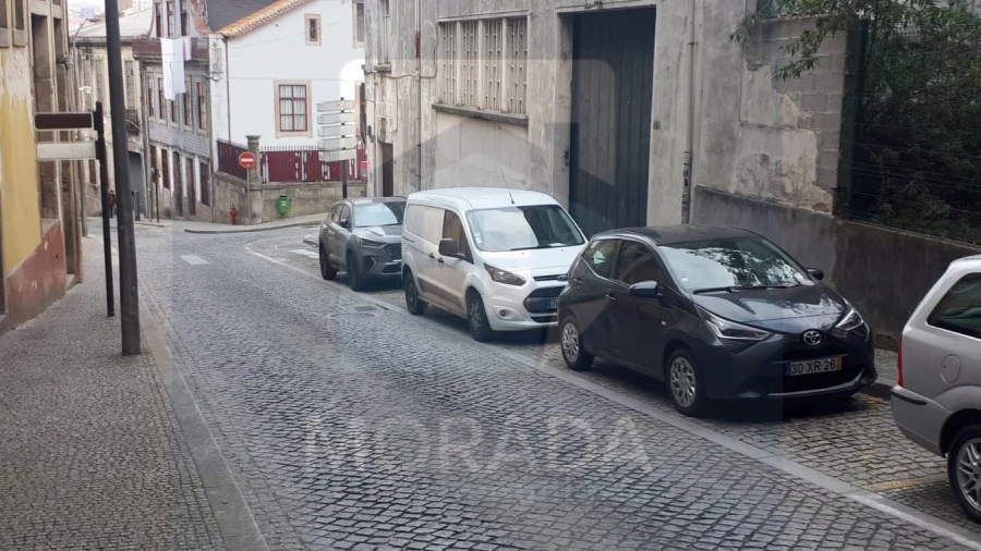 Armazém para Venda em Santa Marinha e São Pedro da Afurada