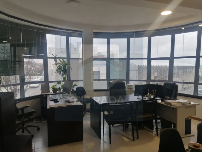 Escritório para Venda em Custóias, Leça do Balio e Guifões Foto 3