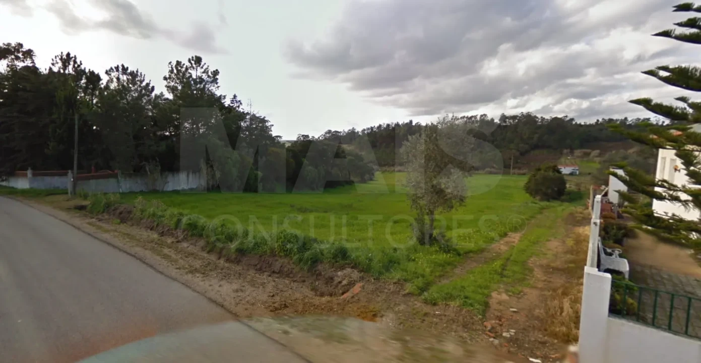 Terreno para Venda em Azambuja Foto 4