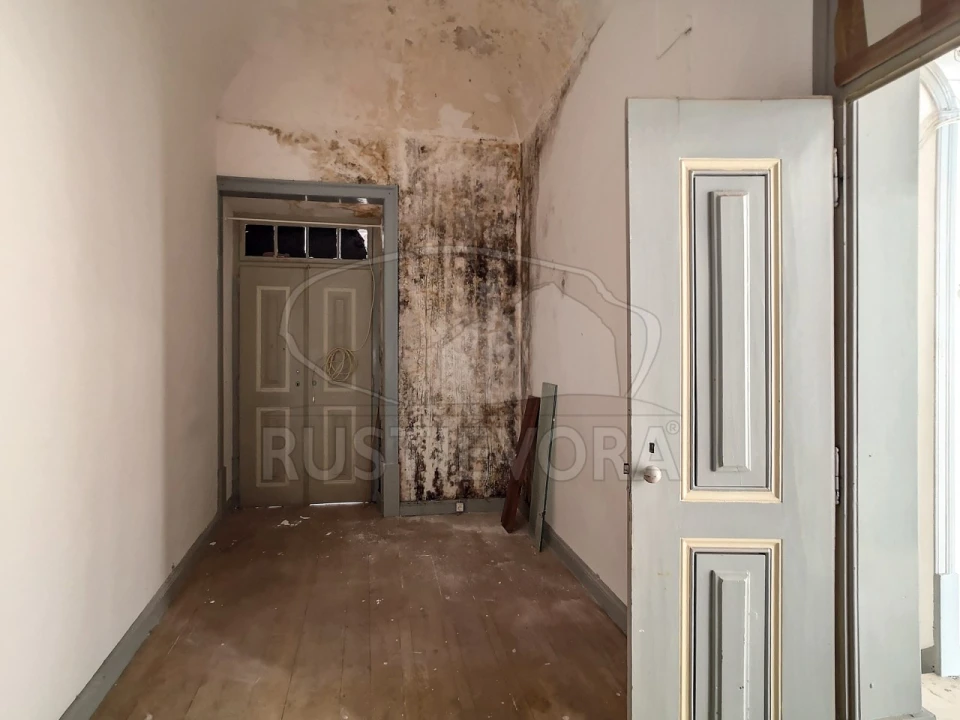 Moradia T4 para Venda em Évora (São Mamede, Sé, São Pedro e Santo Antão) Foto 27