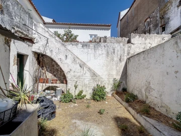 Moradia T4 para Venda em Évora (São Mamede, Sé, São Pedro e Santo Antão)