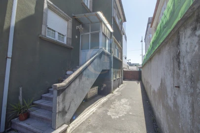 Moradia T6 para Venda em Bonfim