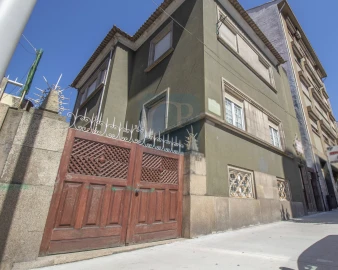 Moradia T6 para Venda em Bonfim