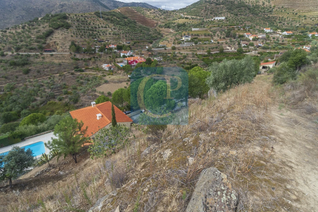 Quinta T3 para Venda em Seixo de Ansiães Foto 31