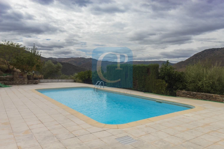 Quinta T3 para Venda em Seixo de Ansiães Foto 6