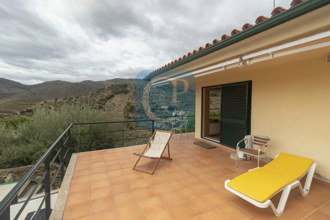 Quinta T3 para Venda em Seixo de Ansiães Foto 5