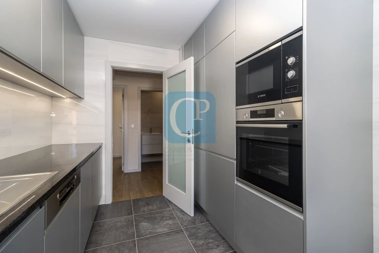 Apartamento T3 para Venda em Cedofeita, Santo Ildefonso, Sé, Miragaia, São Nicolau e Vitória Foto 20