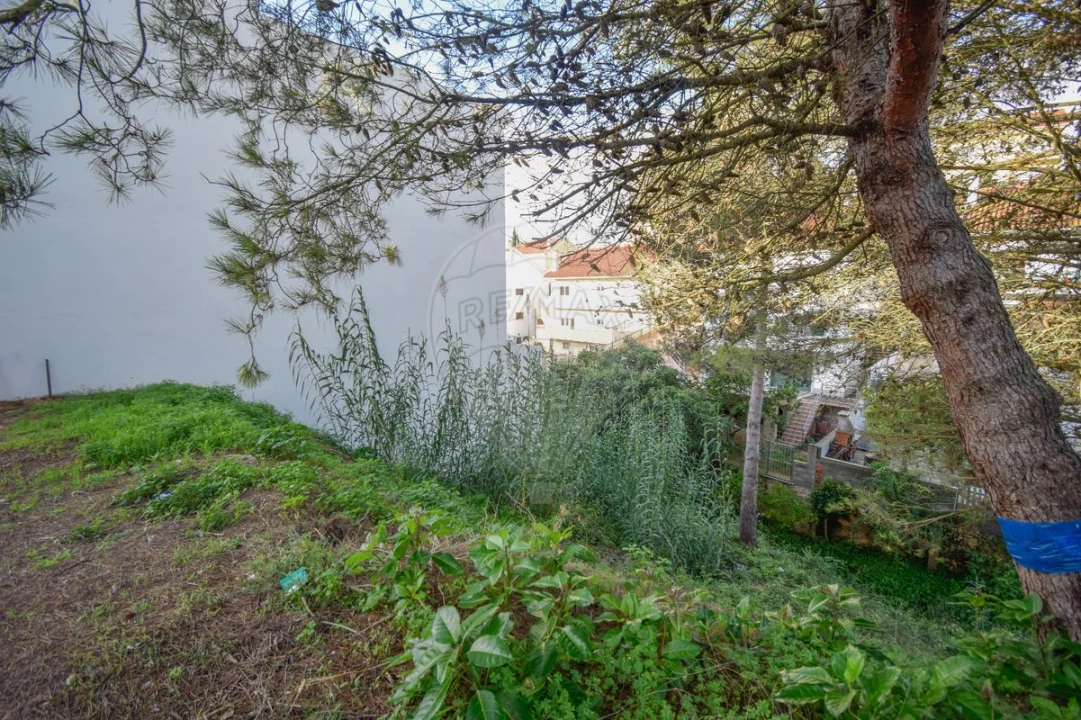 Terreno para Venda em Vialonga Foto 1