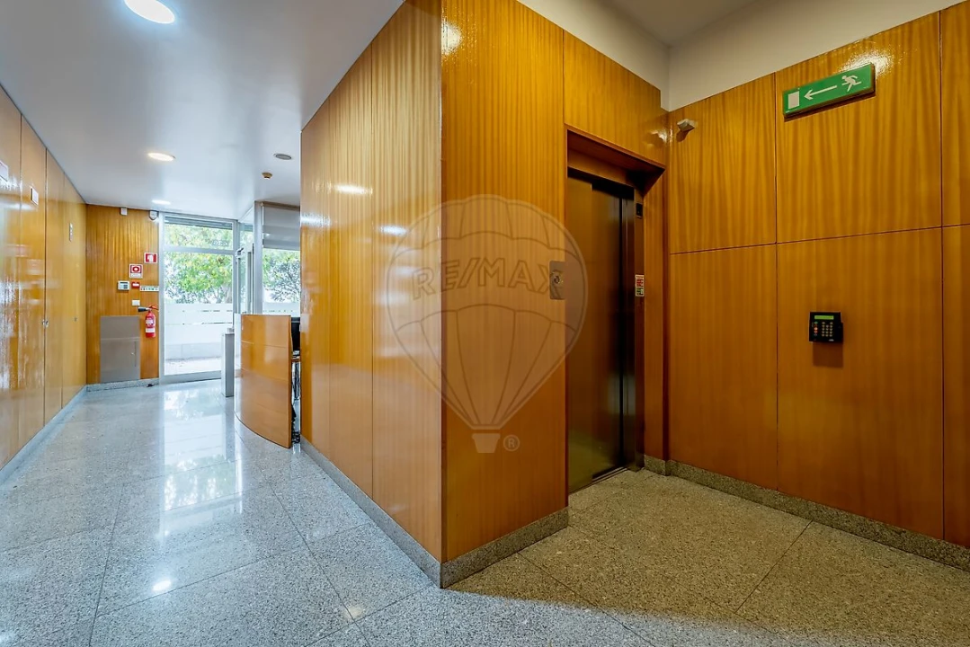 Prédio para Venda em Perafita, Lavra e Santa Cruz do Bispo Foto 4