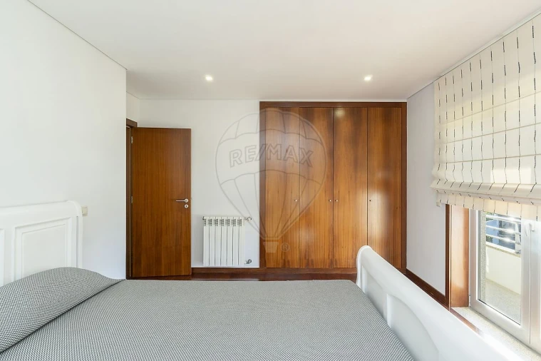 Moradia T4 para Venda em Mindelo Foto 19