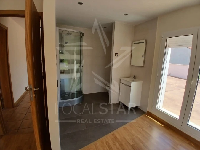 Moradia T7 para Venda em Bidoeira de Cima Foto 31