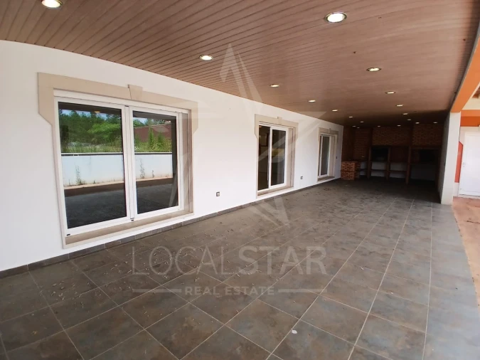 Moradia T7 para Venda em Bidoeira de Cima Foto 33