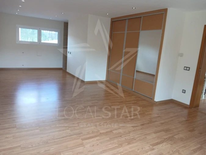 Moradia T7 para Venda em Bidoeira de Cima Foto 40