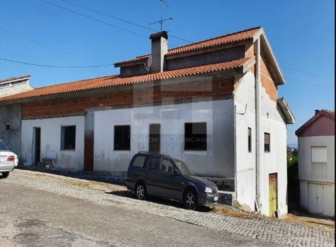 Moradia T4 para Venda em Madalena e Samaiões Foto 1