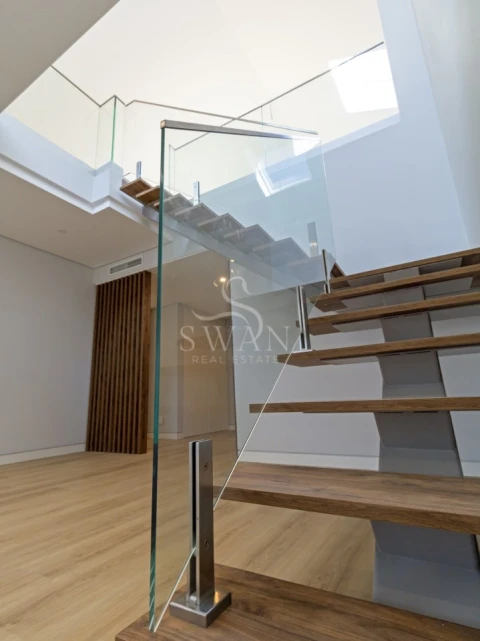 Apartamento T3 para Venda em Carcavelos e Parede