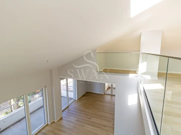 Apartamento T3 para Venda em Carcavelos e Parede