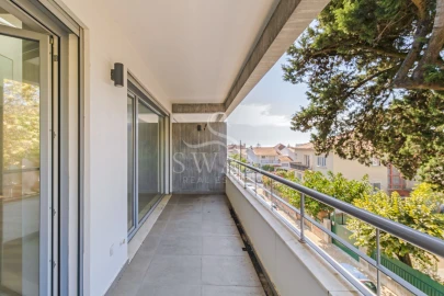 Apartamento T3 para Venda em Carcavelos e Parede