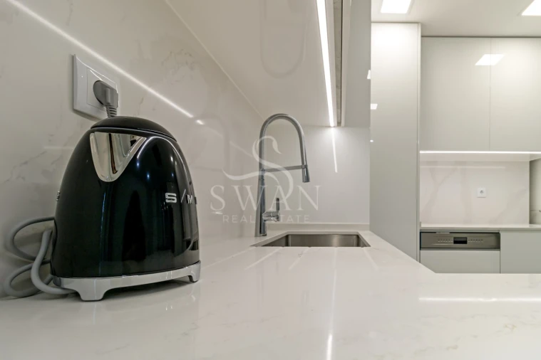 Apartamento T3 para Venda em Carcavelos e Parede Foto 32