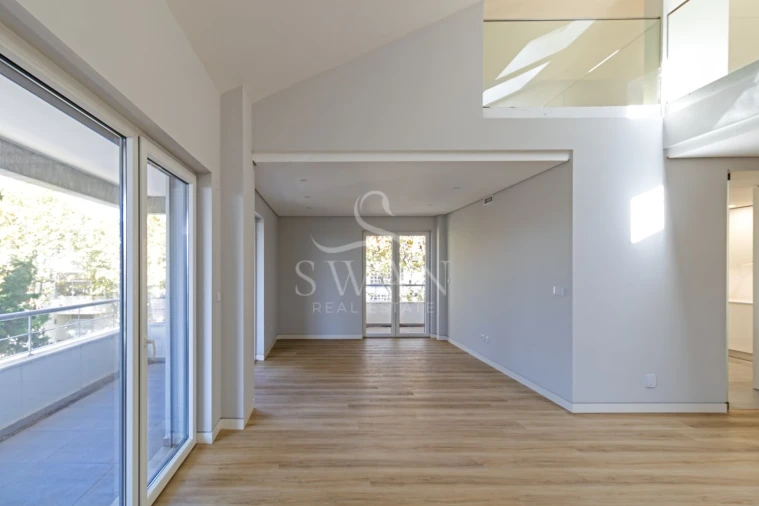 Apartamento T3 para Venda em Carcavelos e Parede Foto 25