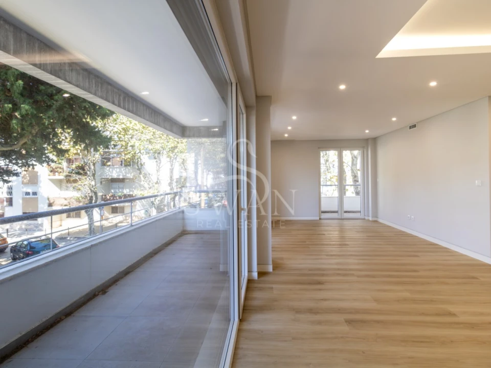Apartamento T3 para Venda em Carcavelos e Parede Foto 6
