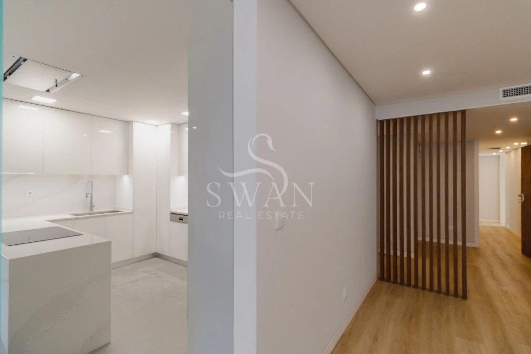 Apartamento T3 para Venda em Carcavelos e Parede Foto 16
