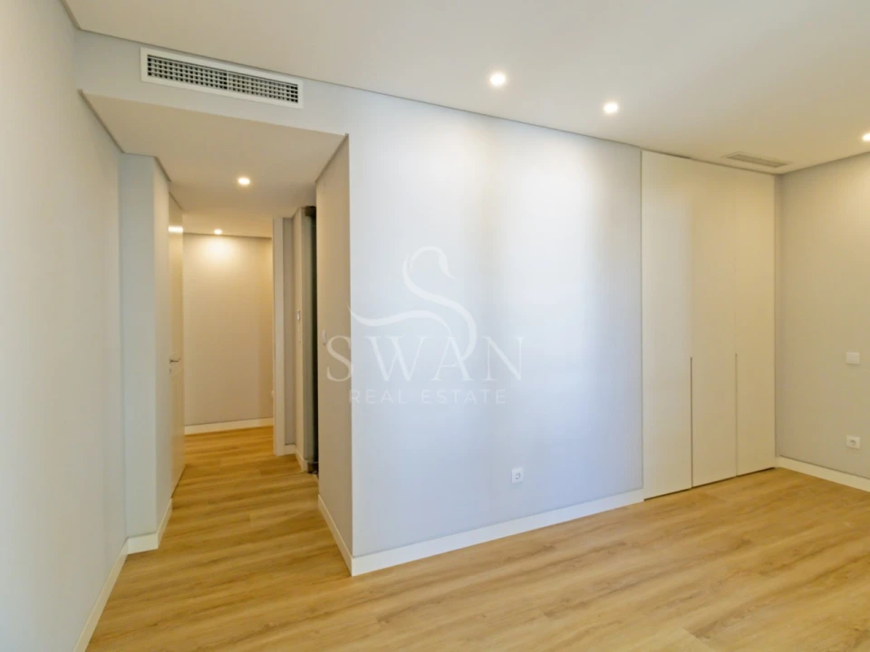 Apartamento T3 para Venda em Carcavelos e Parede Foto 42