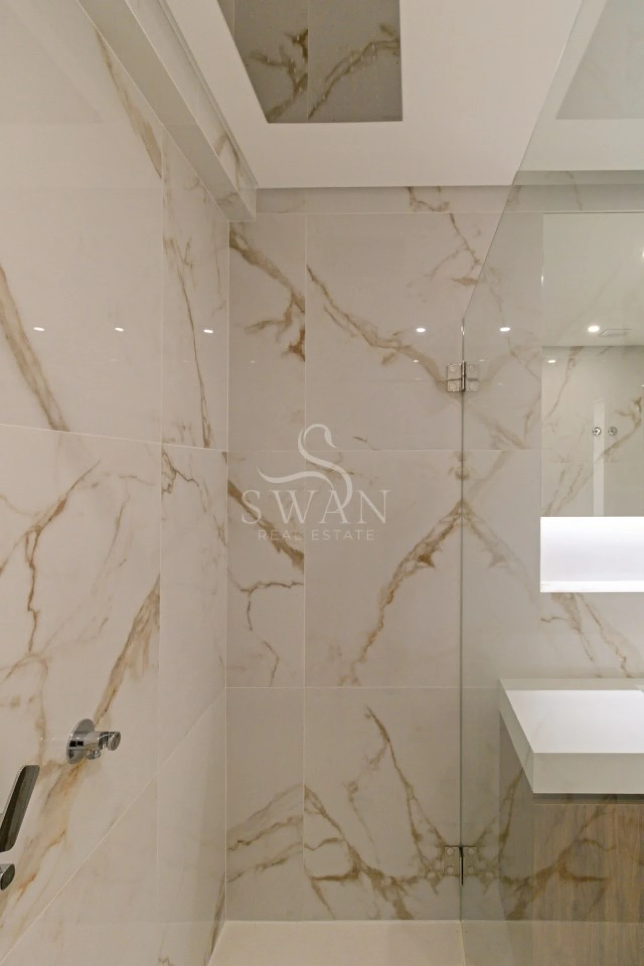 Apartamento T3 para Venda em Carcavelos e Parede Foto 46