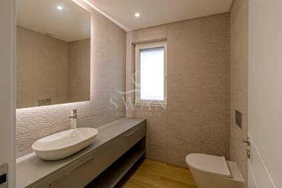 Apartamento T3 para Venda em Carcavelos e Parede