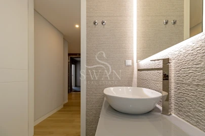 Apartamento T3 para Venda em Carcavelos e Parede