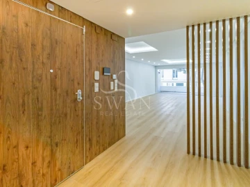 Apartamento T3 para Venda em Carcavelos e Parede