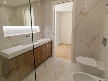 Apartamento T3 para Venda em Carcavelos e Parede