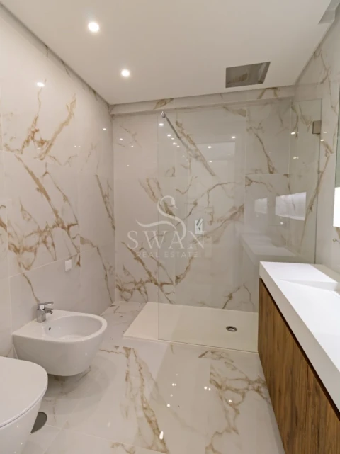 Apartamento T3 para Venda em Carcavelos e Parede