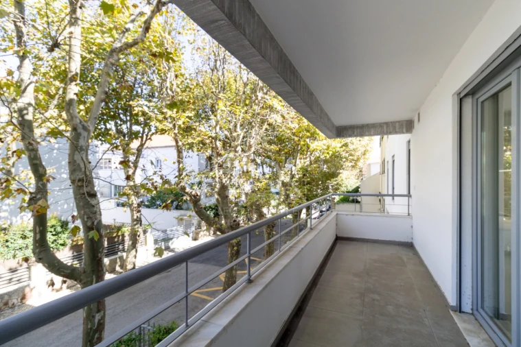 Apartamento T3 para Venda em Carcavelos e Parede Foto 11