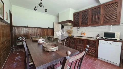 Moradia T6 para Venda em Colares