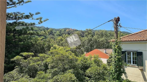 Moradia T6 para Venda em Colares