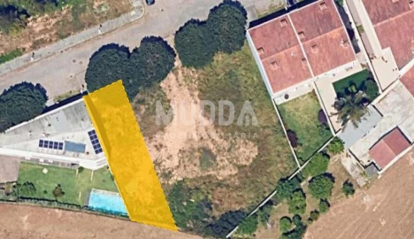 Terreno para Venda em Anta e Guetim