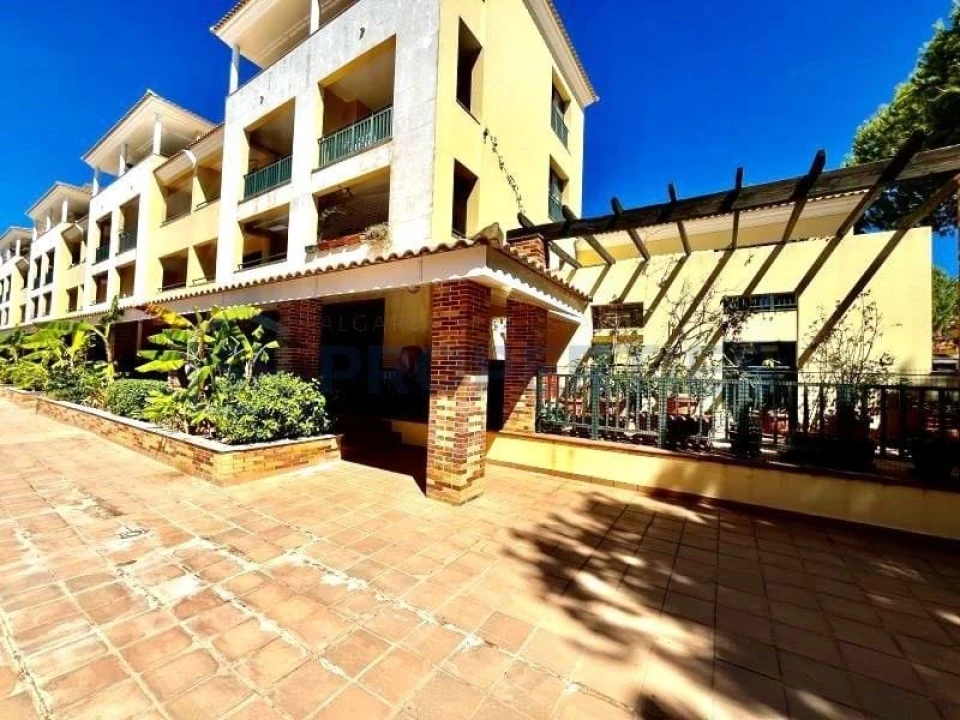 Apartamento T4 para Venda em Quarteira Foto 1