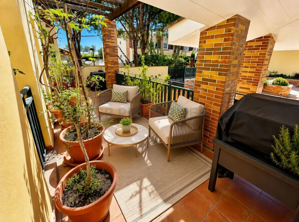 Apartamento T4 para Venda em Quarteira Foto 14