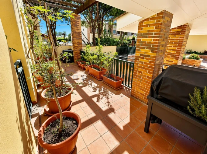Apartamento T4 para Venda em Quarteira Foto 13